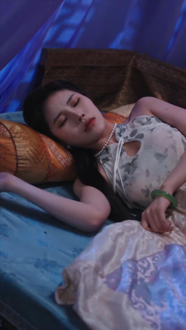 图片[2]-追逐香气的女人&小姨子的味道&寻香坊的老板娘&旗袍女人&The Woman Who Chased Fragrance（全集）张星颖-午夜剧场