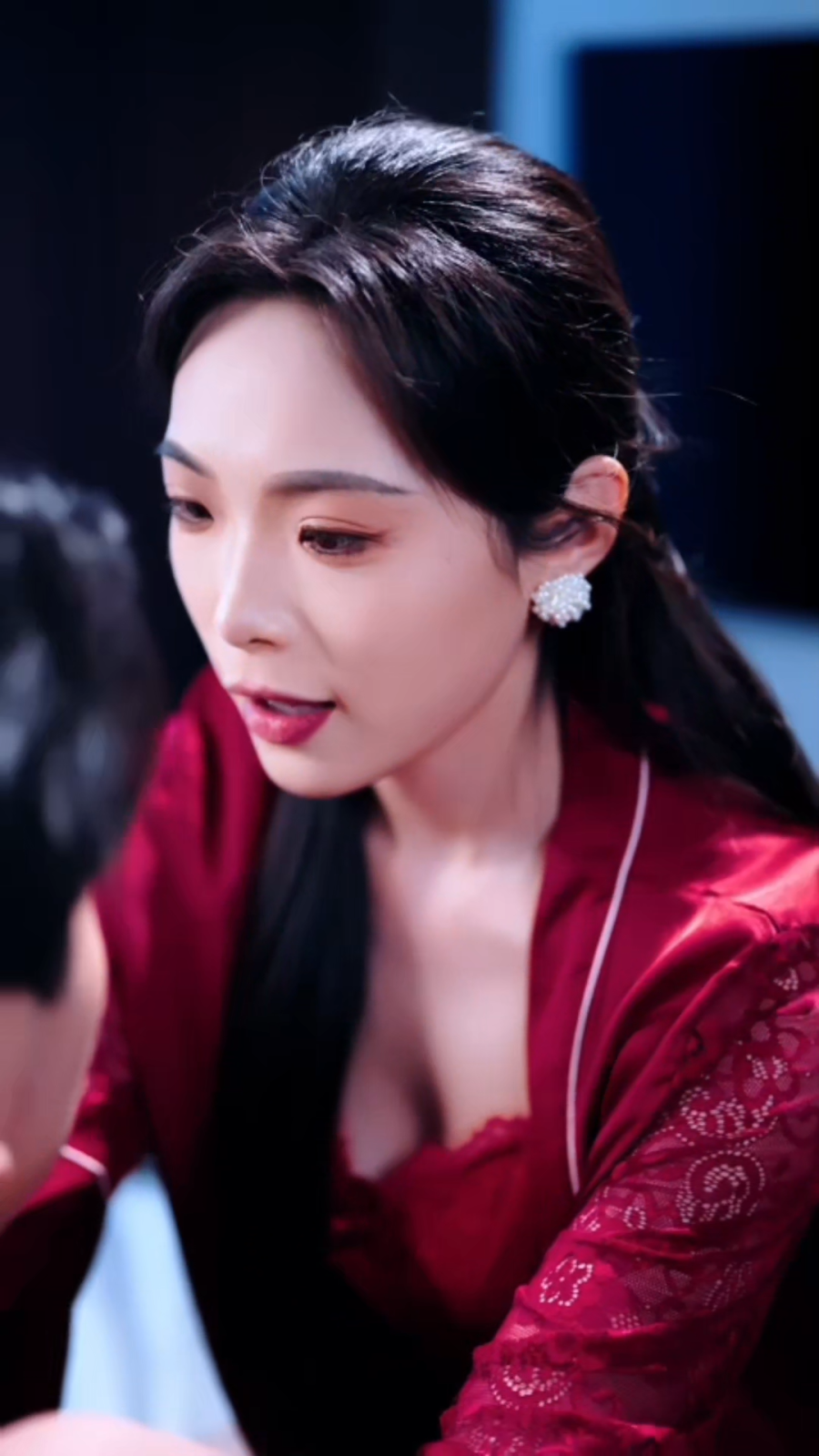 图片[2]-欲爱房间(32集)演员:邓依灵、张星颖-午夜剧场