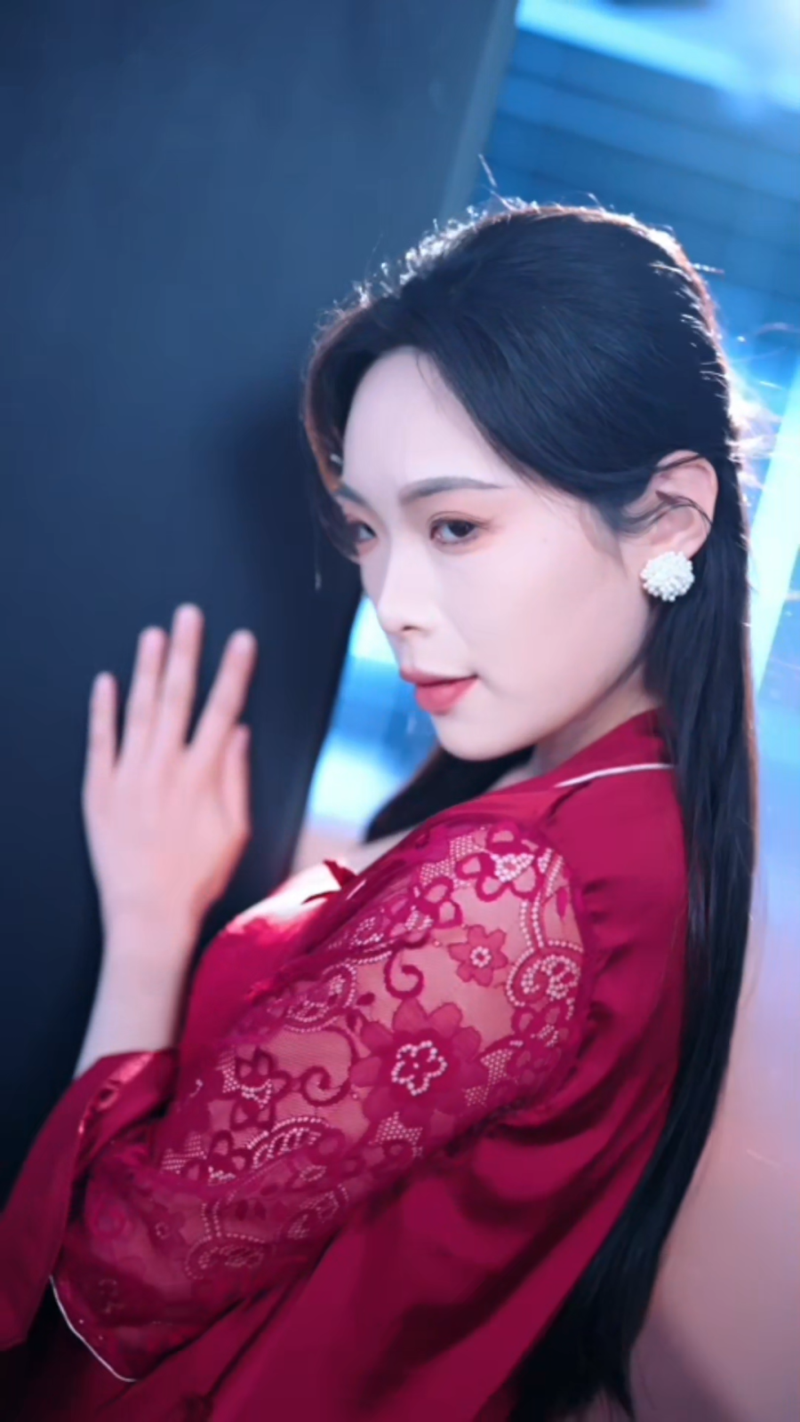 图片[1]-欲爱房间(32集)演员:邓依灵、张星颖-午夜剧场