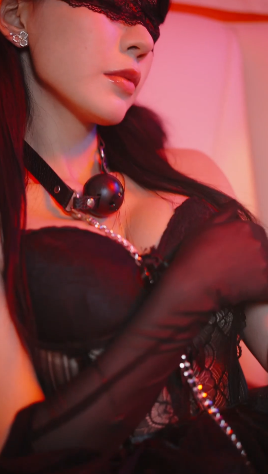 绝美女租客&逍遥俏房东&豪门大小姐的烦恼（30集）擦边剧 王正洁、于宙童-午夜剧场