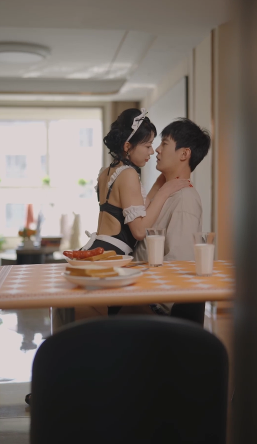 图片[6]-绝美女租客&逍遥俏房东&豪门大小姐的烦恼（30集）擦边剧 王正洁、于宙童-午夜剧场